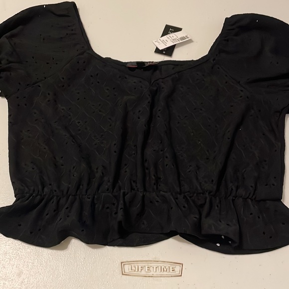 Discreet Top XL - Picture 8 of 12